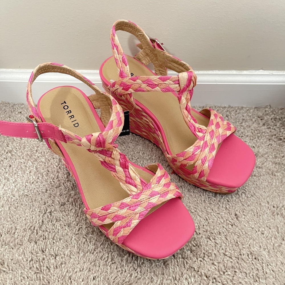 NWT Torrid Pink Raffia Barbiecore Platform Espadrille Summer Wedge Sandals‎ 9.5